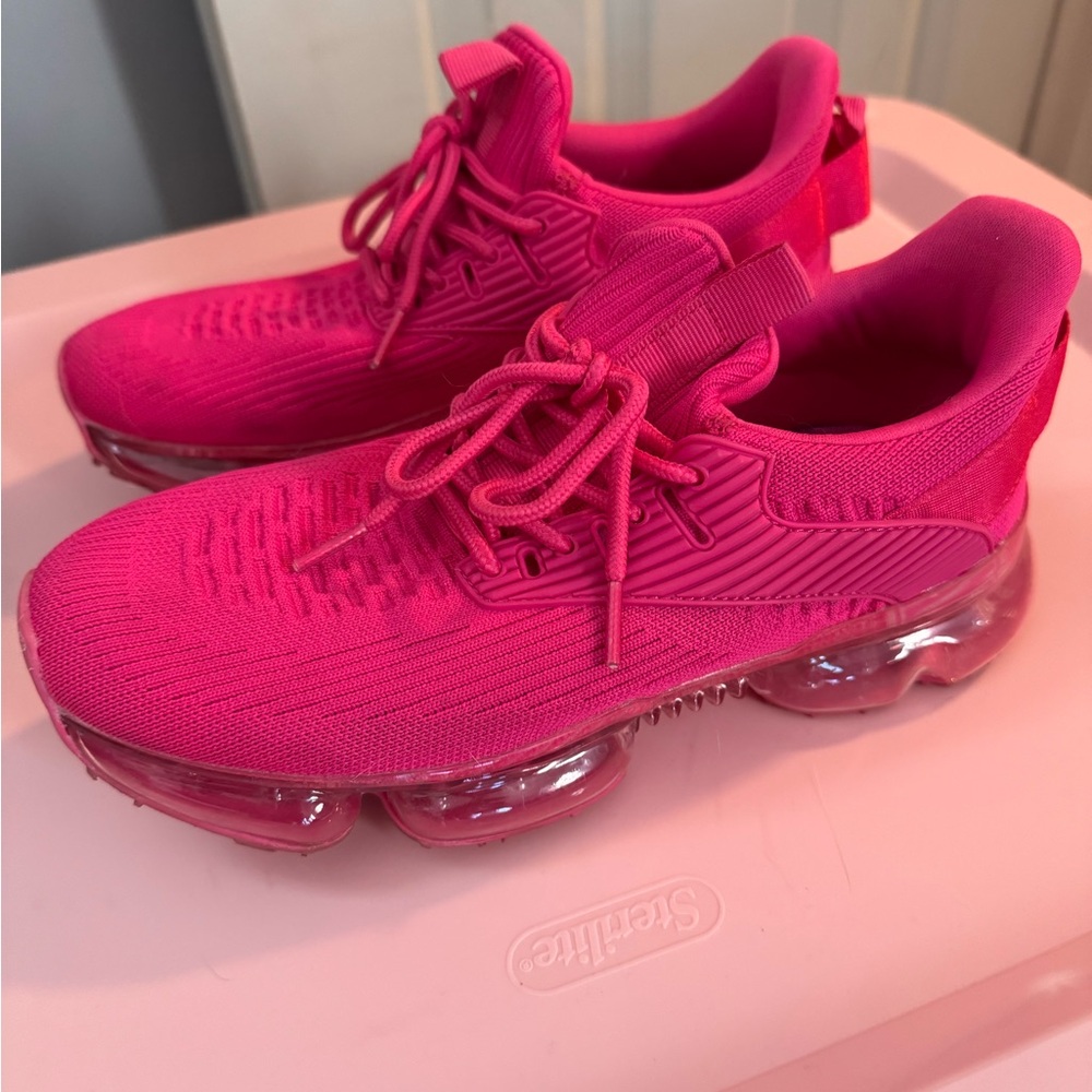 Memory foam hot pink woman’s sneakers